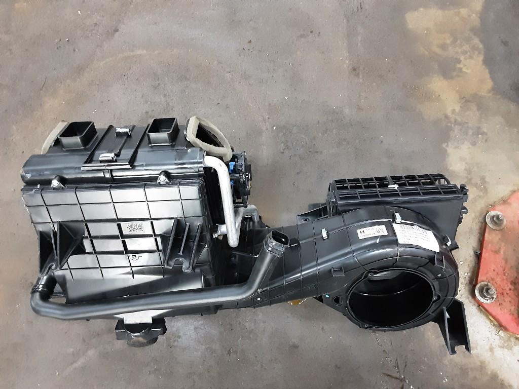 RADIATEUR DE CHAUFFAGE Ford Ranger (EB3B18A346), Utilisé, Ford