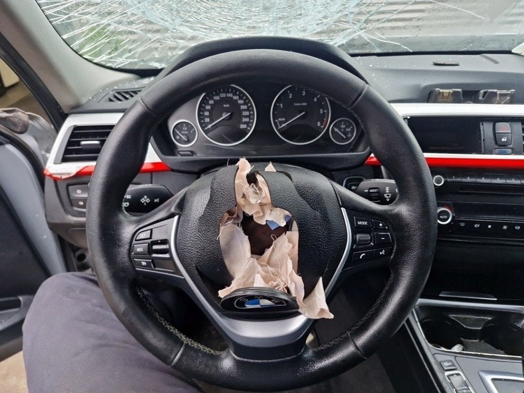 STUUR BMW 3 serie (F30) (01-2011/10-2018) (|32306863342|), Gebruikt, BMW, Petuelring 130
80809  München, DE, Bayerische Motoren Werke AG