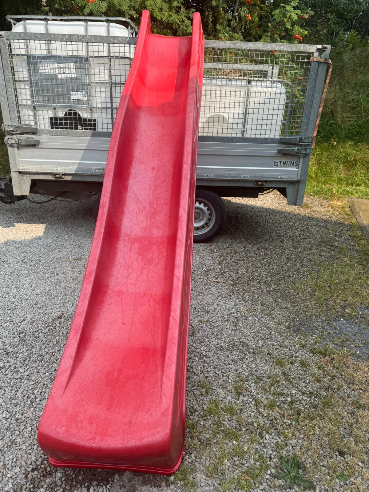 Toboggan rouge . A saisir ! ! !, Enlèvement, Comme neuf, Toboggan