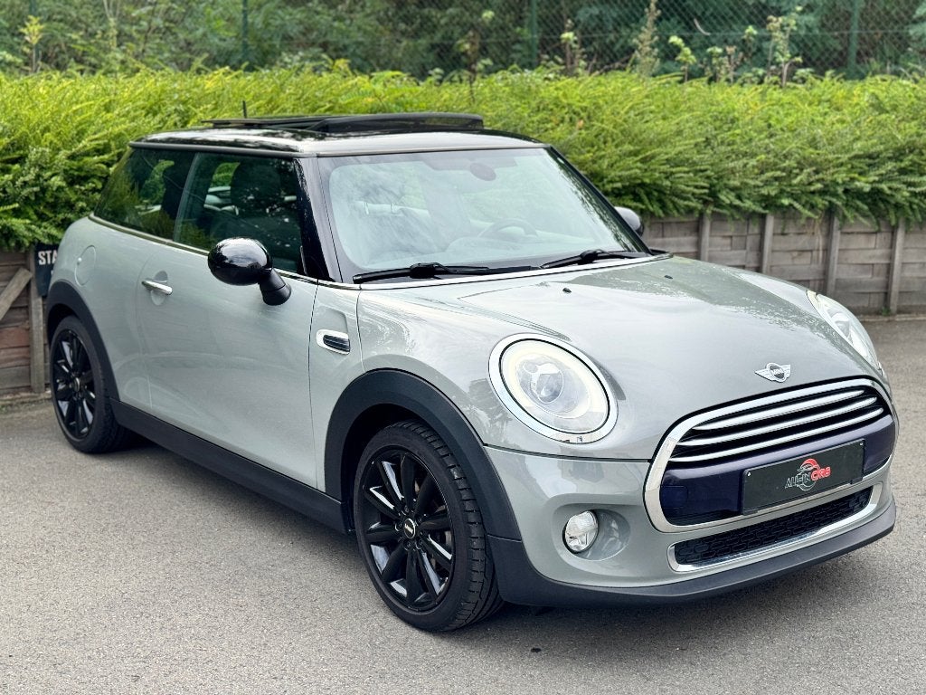 MINI COOPER/12 MAANDEN GARANTIE, https://public.car-pass.be/vhr/ff292f36-f511-42f9-a4d3-db542e2de2a5, 3 cilinders, 3 deurs, 1499 cc