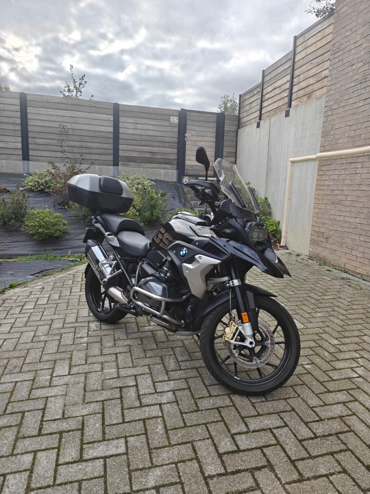 BMW R 1250 GS - Garantie de 3 ans BMW - Suspension rabaissée, Permis Moto A, Plus de 35 kW, Particulier, Poignées chauffantes
