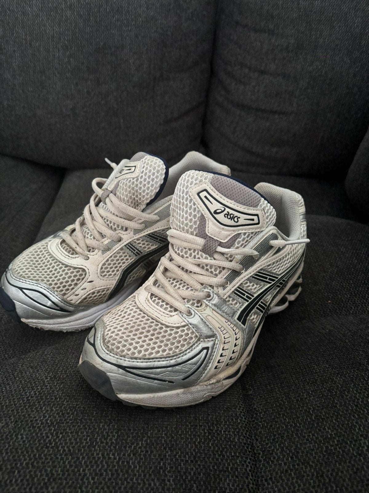 ASICS Gel-Kayano Vintage Runner Wit/Zilver, Vêtements | Hommes, Chaussures, Comme neuf, Enlèvement, Blanc, Baskets
