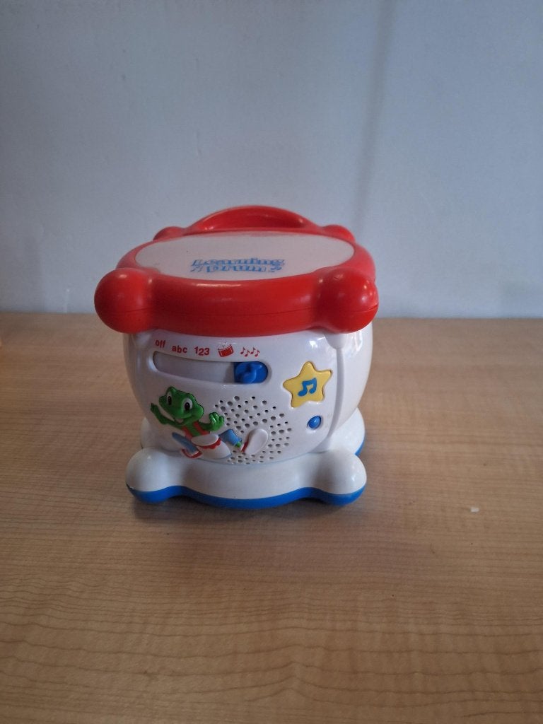 learning drum, Kinderen en Baby's, Ophalen of Verzenden, Zo goed als nieuw, Overige typen, Met licht