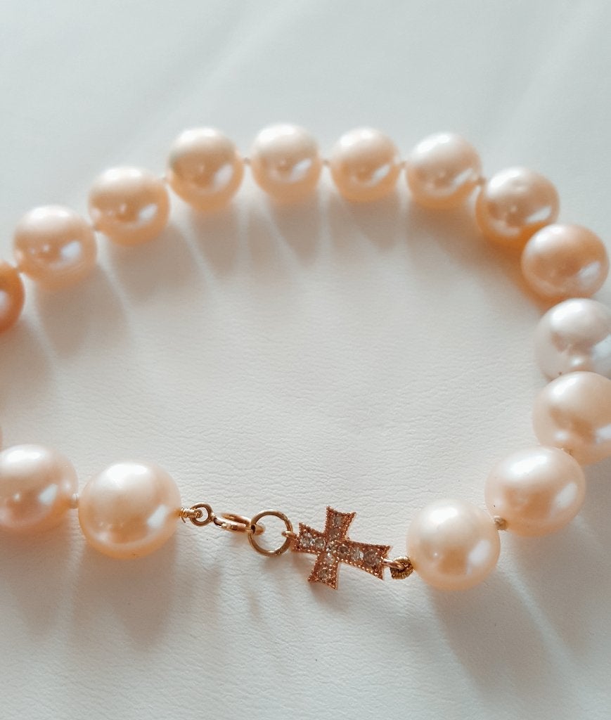 Parels armband met gouden slot en diamanten, Handtassen en Accessoires, Armbanden, Ophalen of Verzenden, Zo goed als nieuw, Met edelsteen