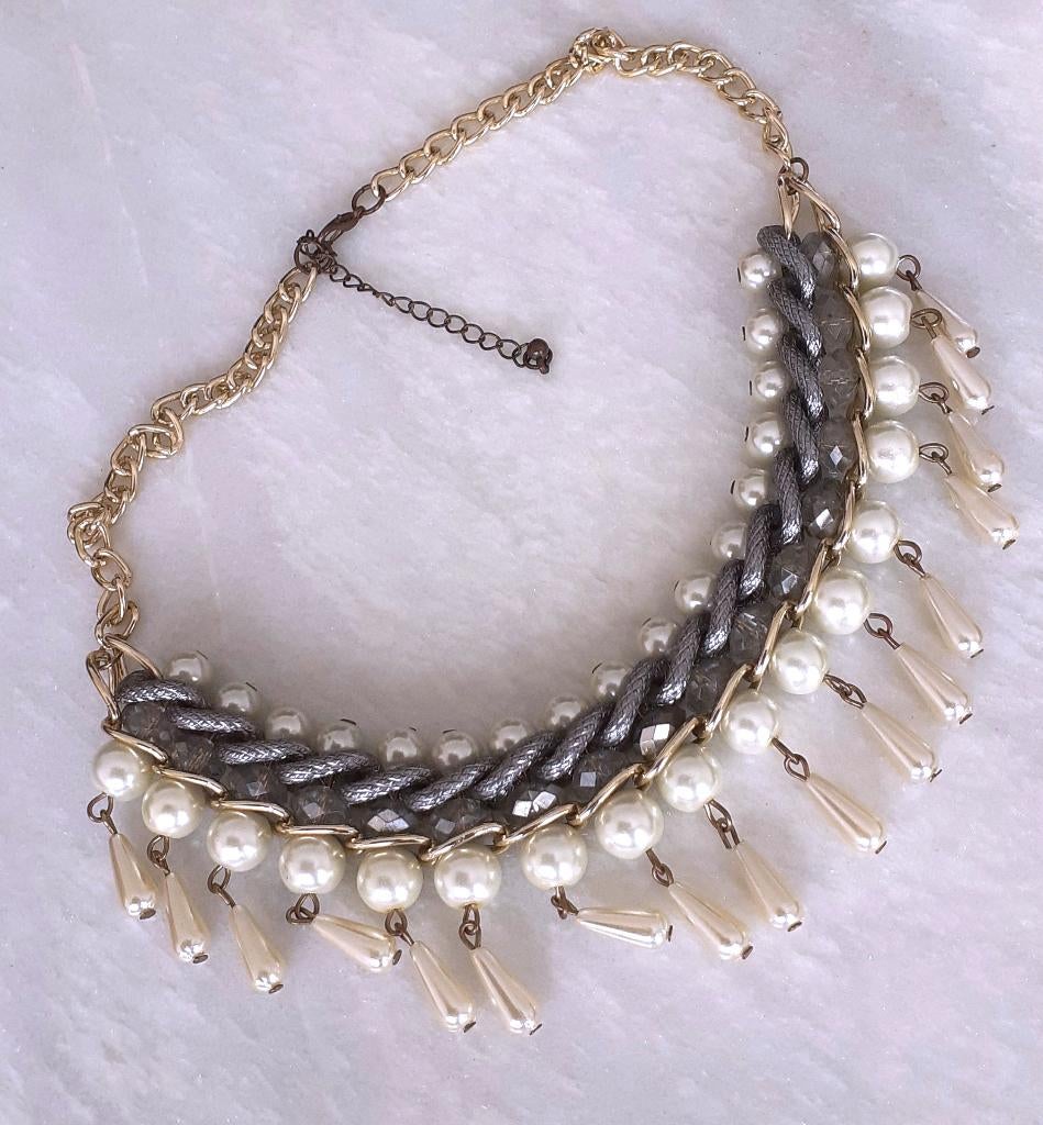 statement ketting vintage witte parels en kristallen, Handtassen en Accessoires, Kettingen, Overige materialen, Wit, Nieuw, Ophalen of Verzenden