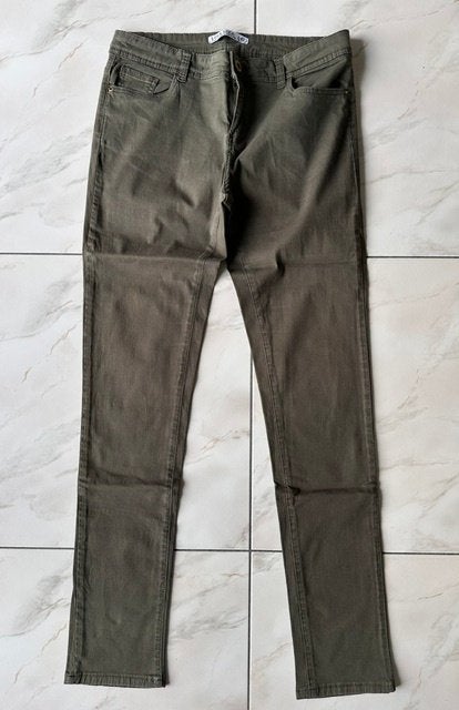 Pantalon LolaLiza taille 42 (nr7567), Taille 42/44 (L), Enlèvement ou Envoi, Lola & Liza, Porté