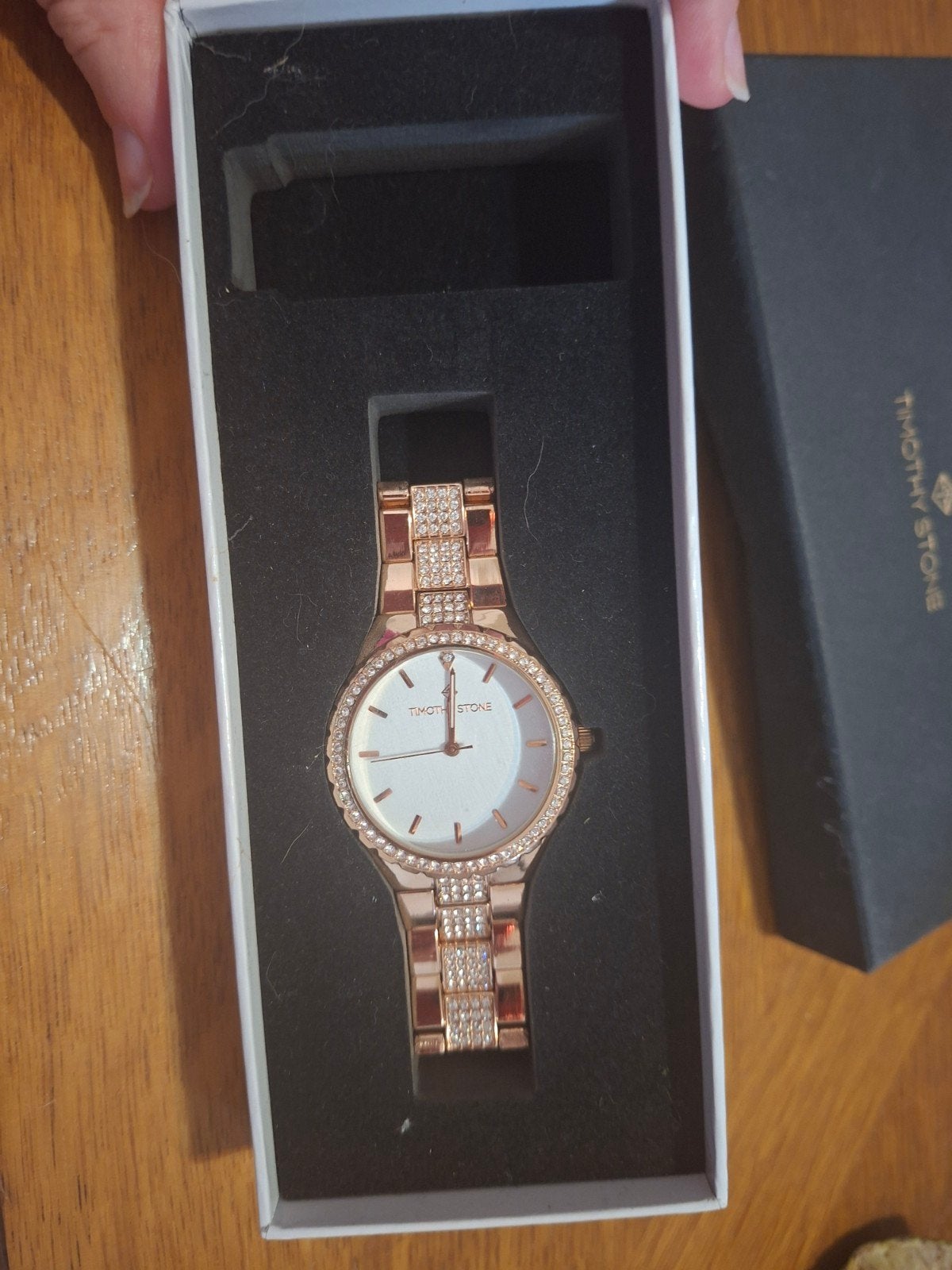 montre jamer porte encore avec sa boit 25€, Enlèvement