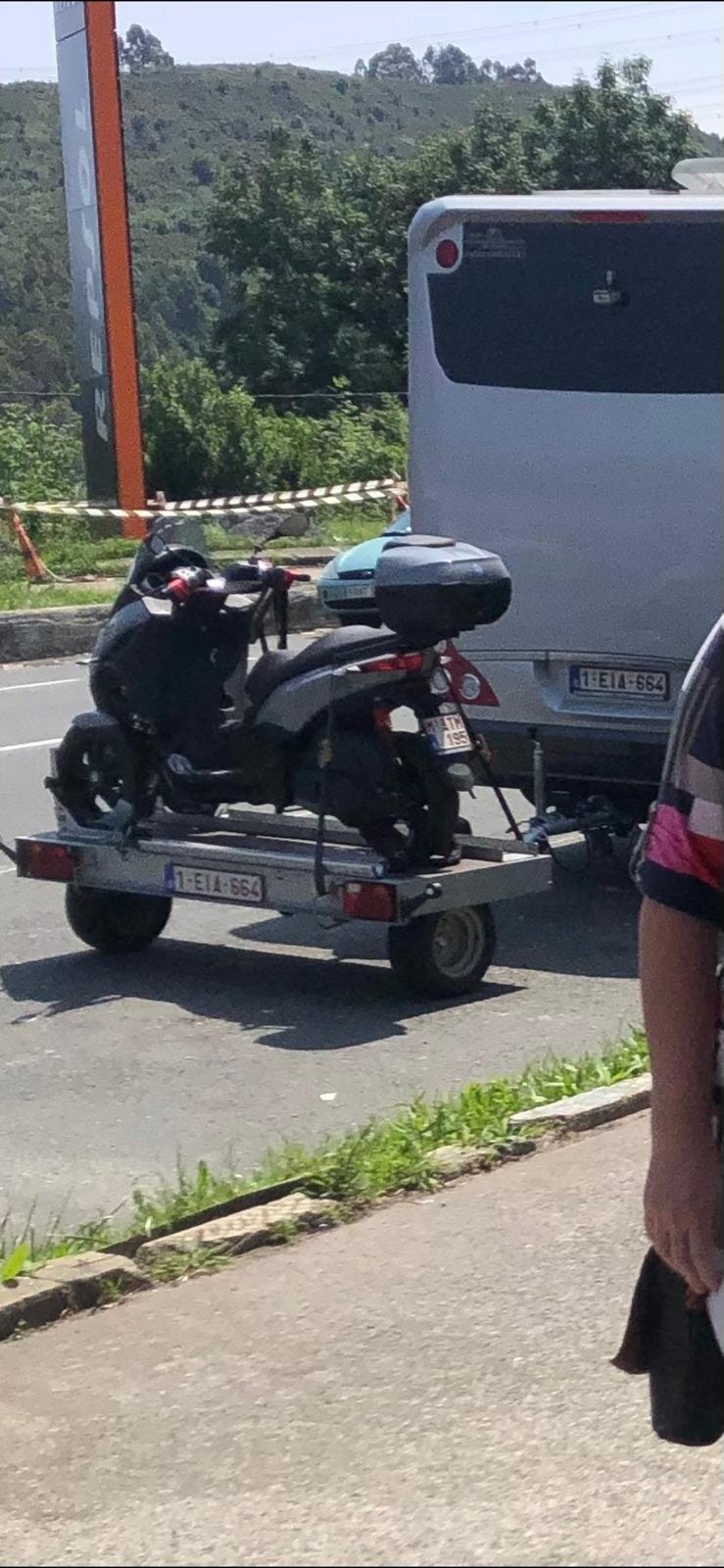 Motor aanhangwagen, Enlèvement, Comme neuf