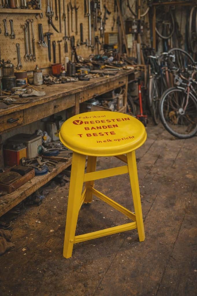 100 % originele werkplaatskruk van Vredestein banden., Ophalen of Verzenden, Gebruikt, Gebruiksvoorwerp