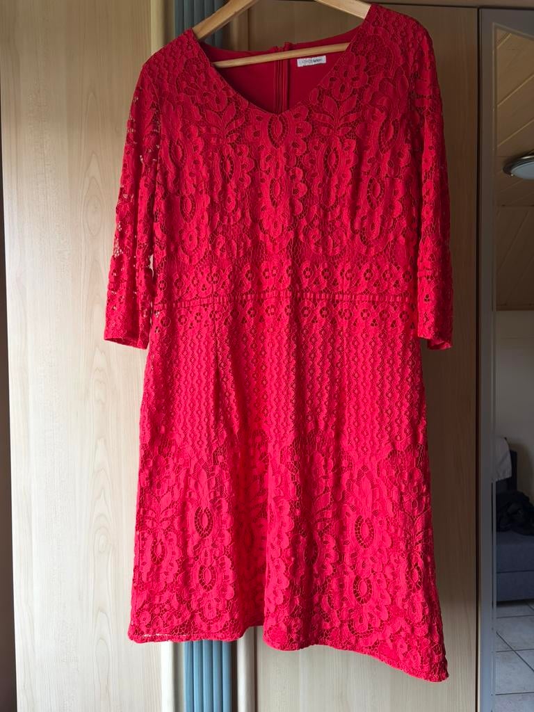 Kleed Atmos Fashion, Kleding | Dames, Jurken, Ophalen of Verzenden, Gedragen, Rood