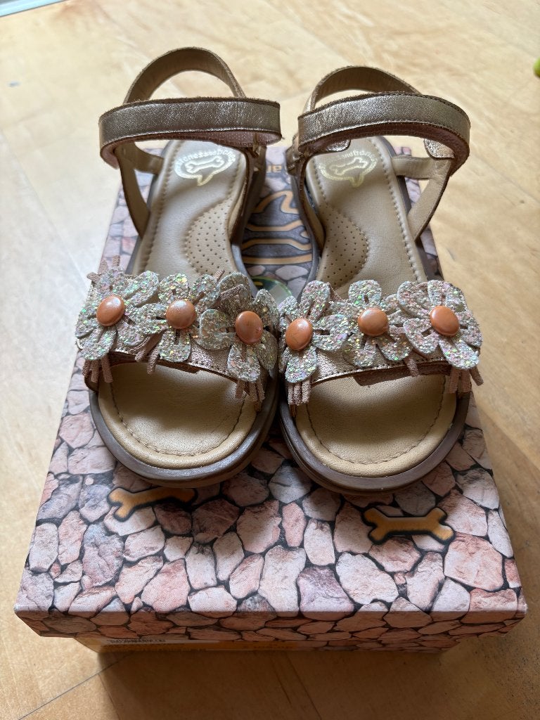 Kindersandalen Stones and Bones, Enfants & Bébés, Vêtements enfant | Chaussures & Chaussettes, Comme neuf, Enlèvement, Stones and bones