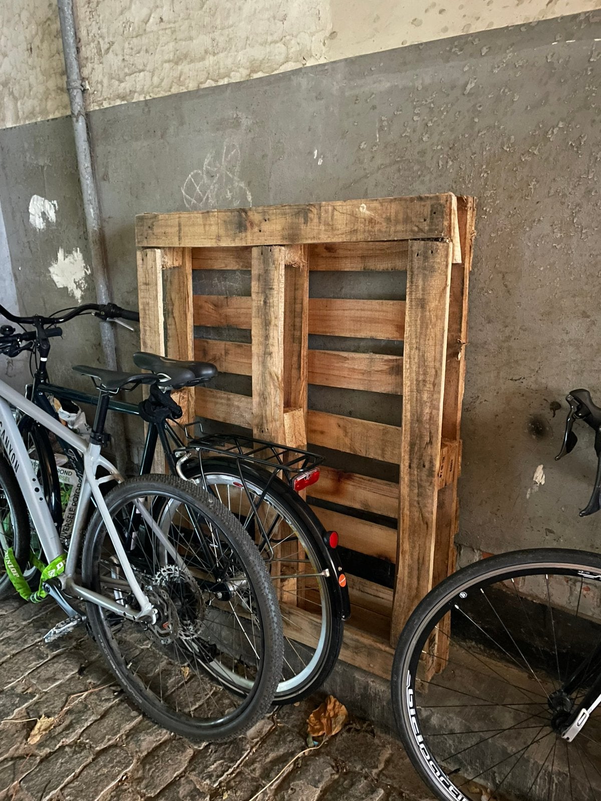 Houten pallet, Doe-het-zelf en Bouw, Ophalen, Zo goed als nieuw