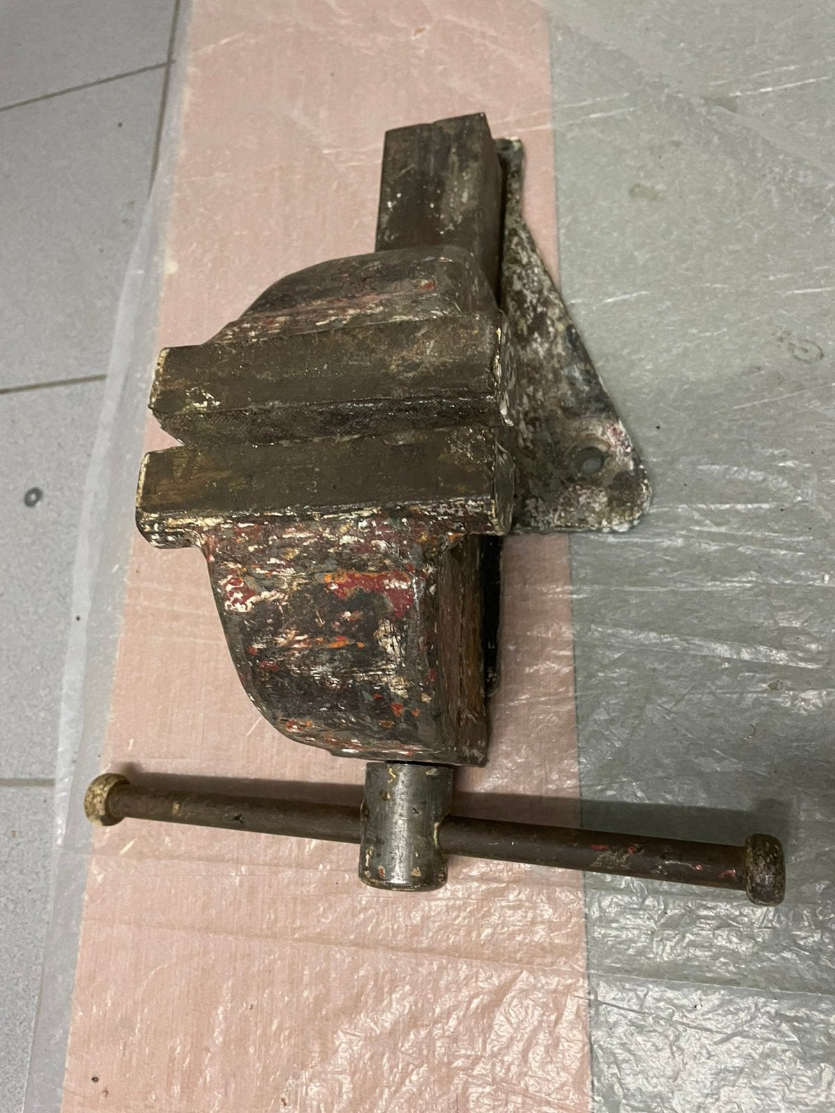 Etau 12,5 cm, Enlèvement, Utilisé, Moins de 70 cm, Étau
