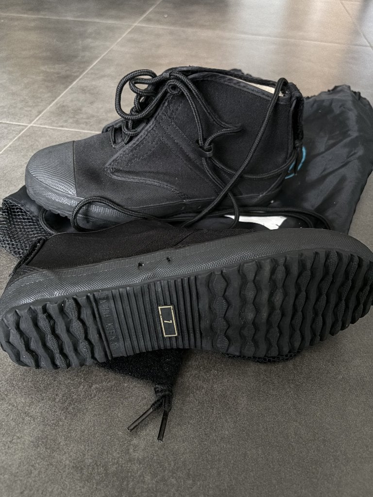 Chaussures de plongée DUI, Sports nautiques & Bateaux, Enlèvement, Comme neuf