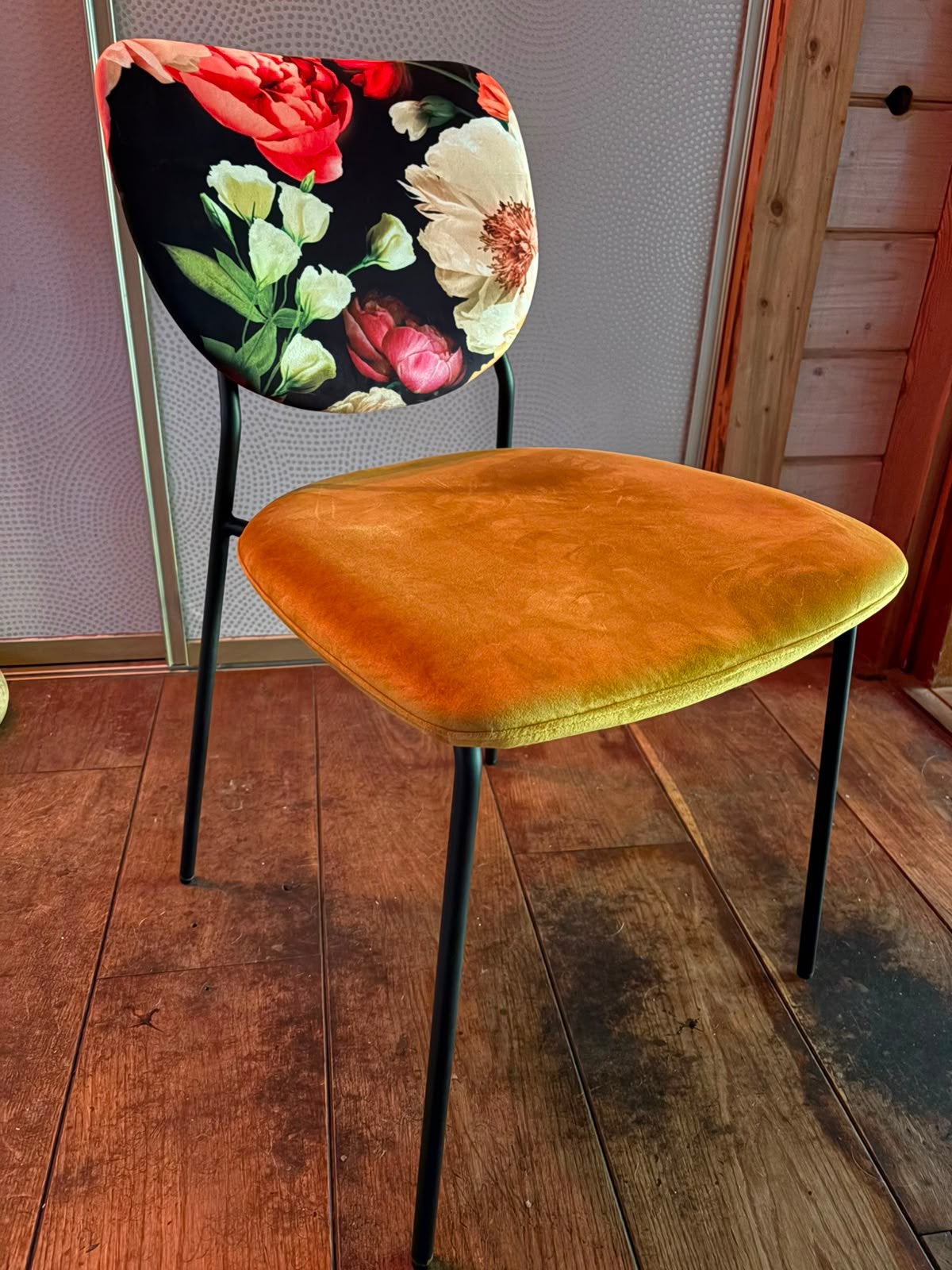 6x eetkamer stoelen, oker geel met bloemen, Huis en Inrichting, Stoelen, Ophalen, Overige kleuren, Zo goed als nieuw, Stof