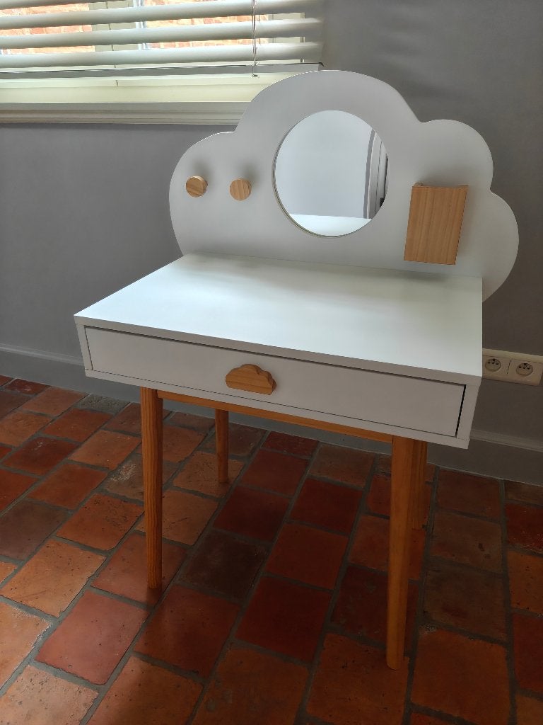 Kaptafel kinderen (Maison Du Monde), Ophalen, Zo goed als nieuw, Hout