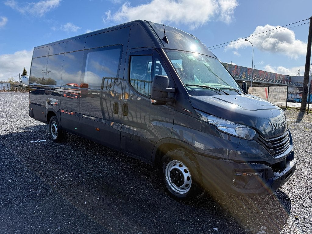 Iveco Dayly 35-180 Double Cabine* 6 places* Chargement 4m20, Autos, Achat, Euro 6, Entreprise, Iveco