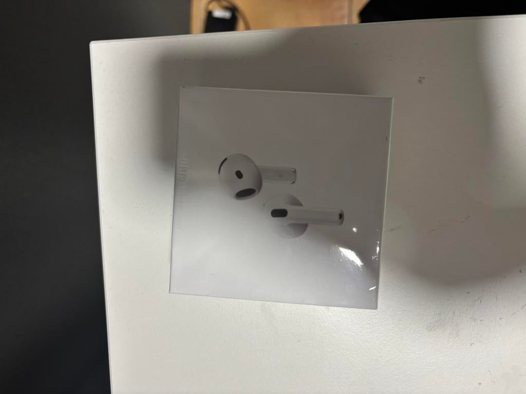 AirPods 4, Enlèvement ou Envoi, Comme neuf, Réduction active du bruit, Apple