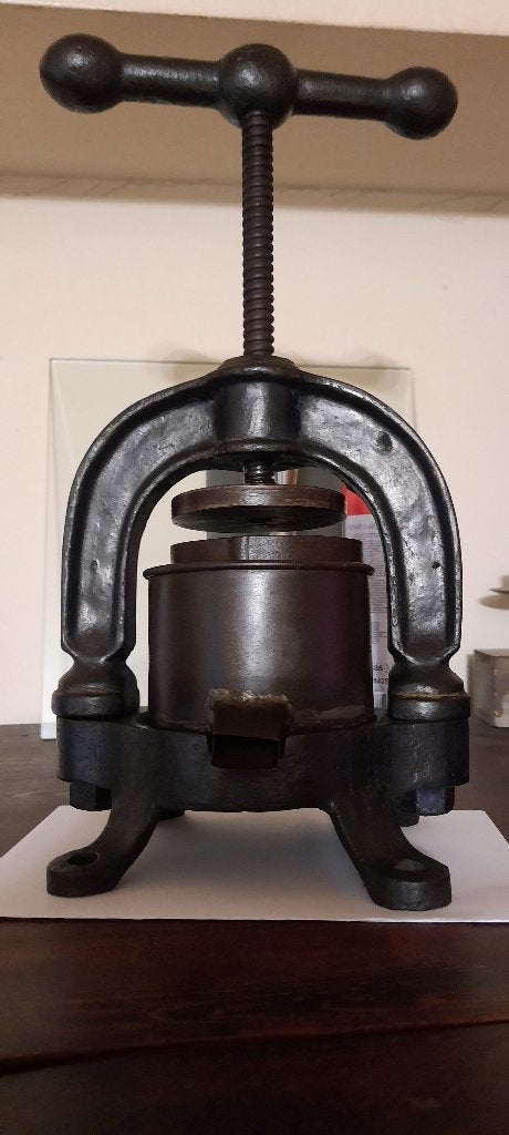 Superbe presse-agrume ancien en fonte, Enlèvement