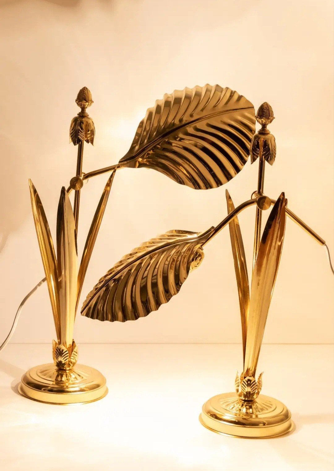 Paire de grandes lampes "Feuille" en laiton doré, Maison & Meubles, Enlèvement
