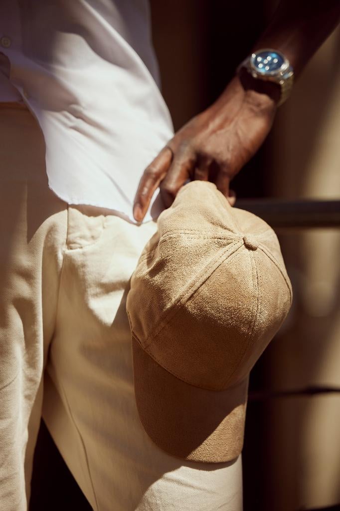 Restpartij - Luxe Suede Caps (440 stuks) – Nieuw- Opkoop, Ophalen, One size fits all, Pet, Désolé - Eigen productie