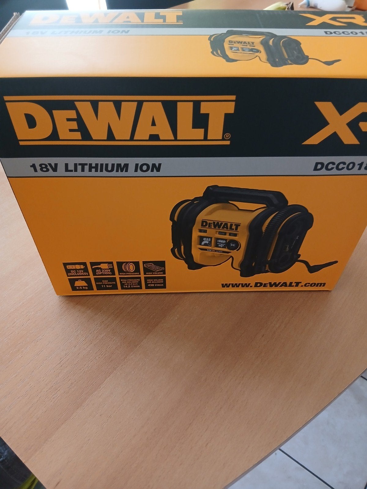 Dewalt compressor 18v, Ophalen
