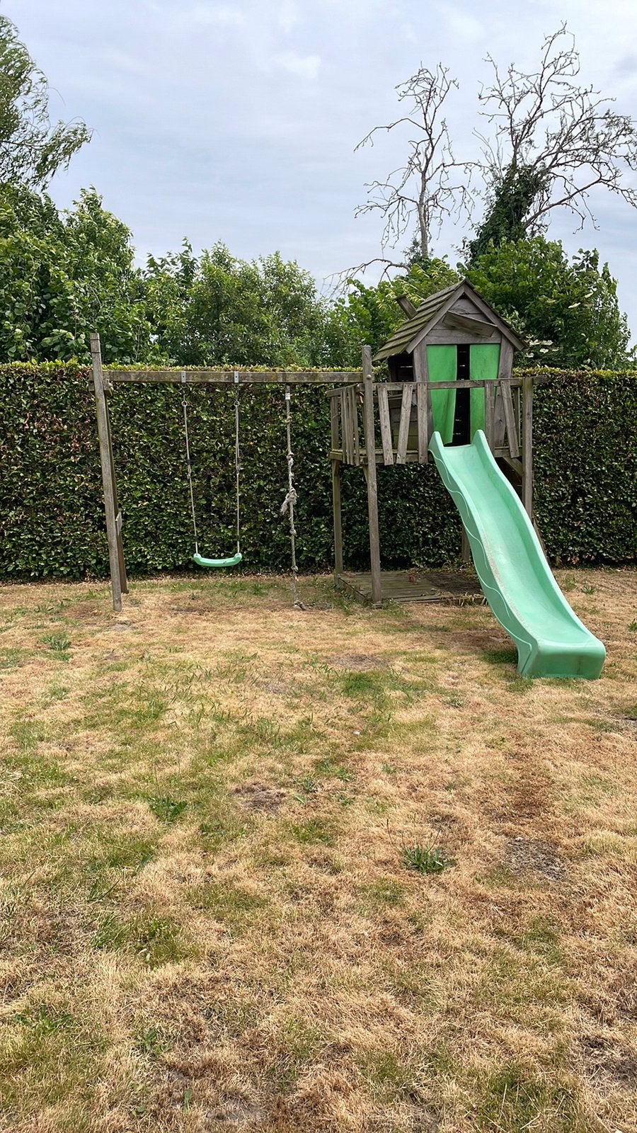 Gratis speelhuisje., Ophalen, Gebruikt, Schommel