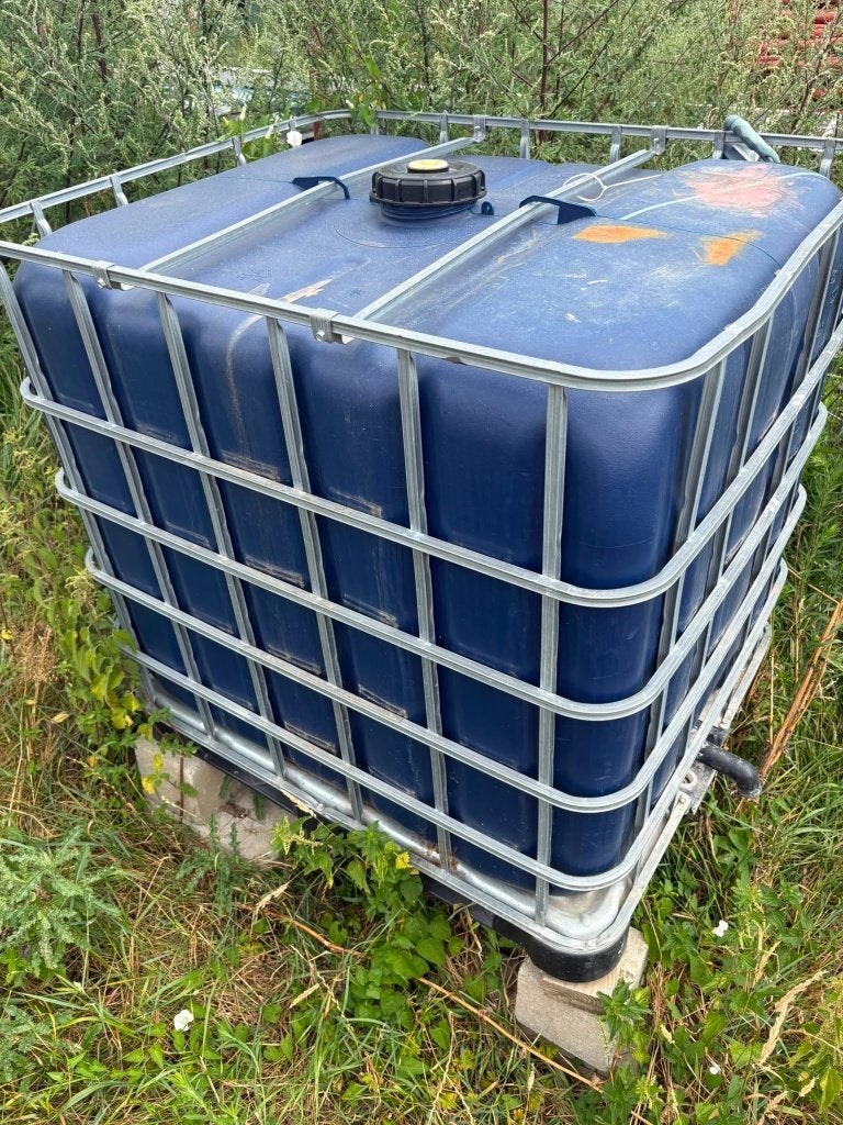 Cuve IBC / reservoir d'eau de 1000 litres (blanc), Bricolage & Construction, Bricolage & Rénovation Autre, Utilisé, Enlèvement