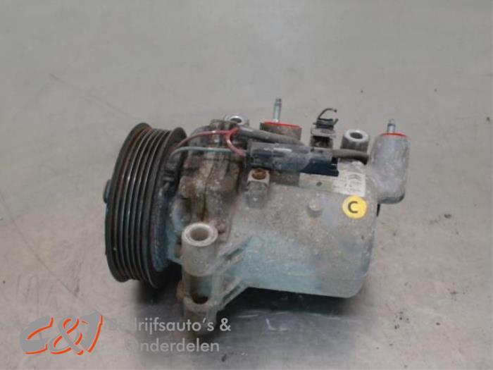 Pompe clim d'un Peugeot Partner, -, 3 mois de garantie, Utilisé, -