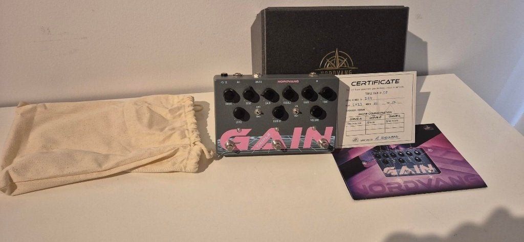 Triple gain personnalisé Nordvang, Musique & Instruments, Enlèvement ou Envoi, Comme neuf, Distortion, Overdrive ou Fuzz