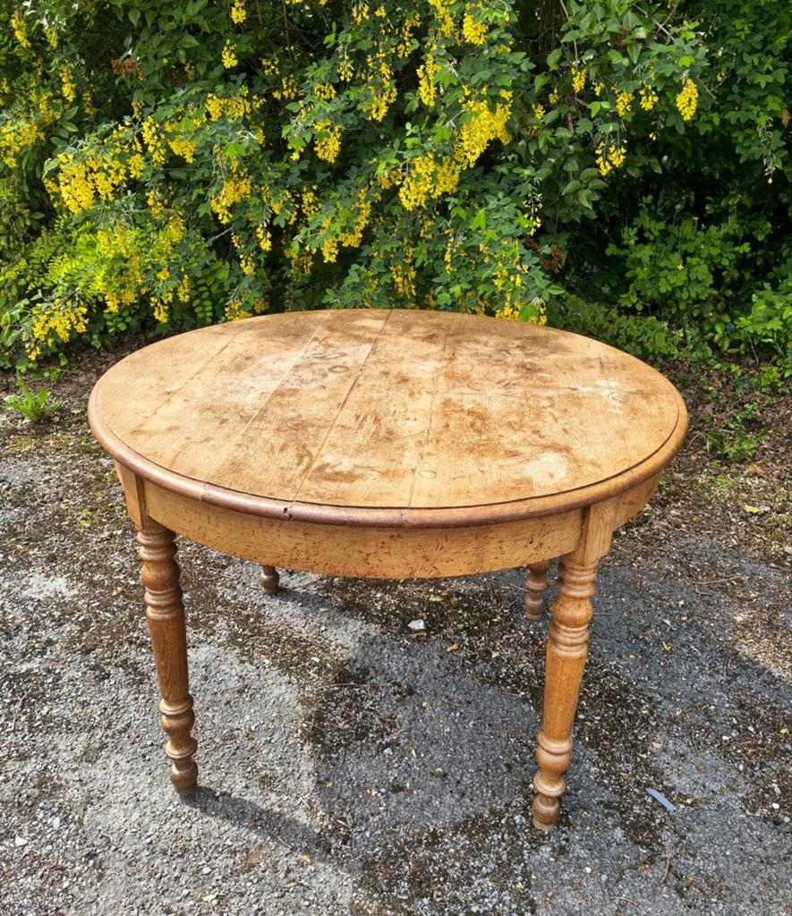 Table ronde en chêne, Antiquités & Art, Enlèvement