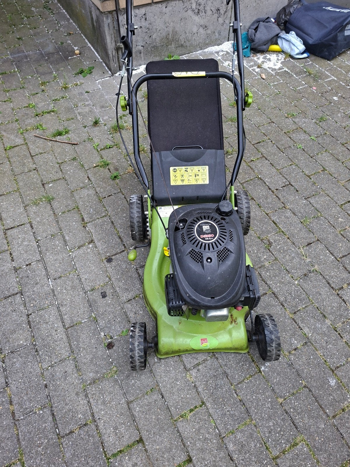 Benzinegrasmaaier, Jardin & Terrasse