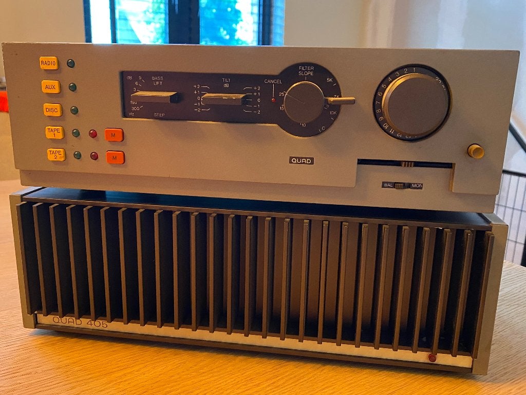 Quad voorversterke+ Eindversterker 405, Audio, Tv en Foto, Versterkers en Ontvangers, Ophalen, Zo goed als nieuw, Stereo, 60 tot 120 watt