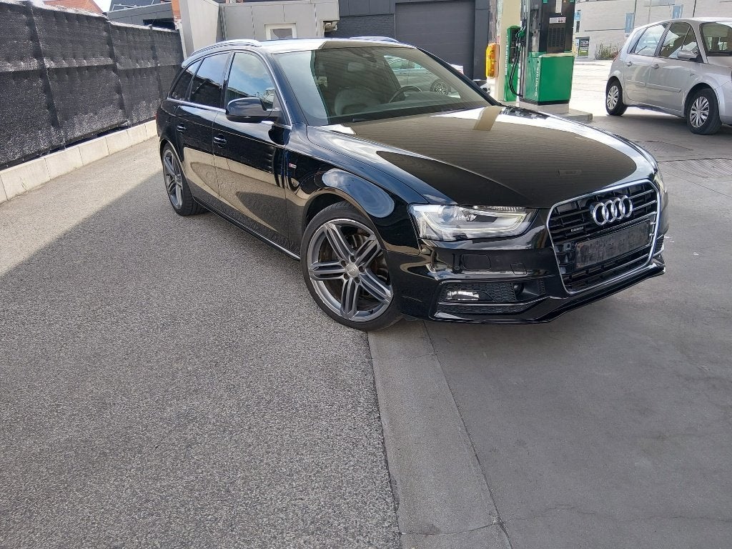 Audi A4 Avant 3.0 TDI Quattro, Cuir, Euro 5, Achat, Carnet d'entretien