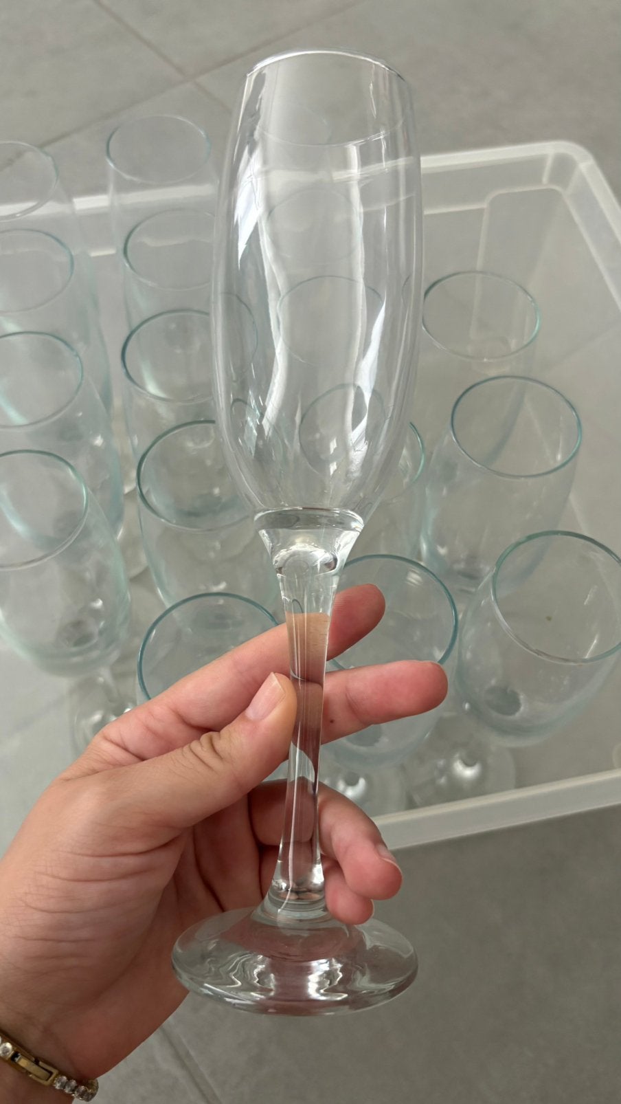 18 champagneglazen, Ophalen, Zo goed als nieuw
