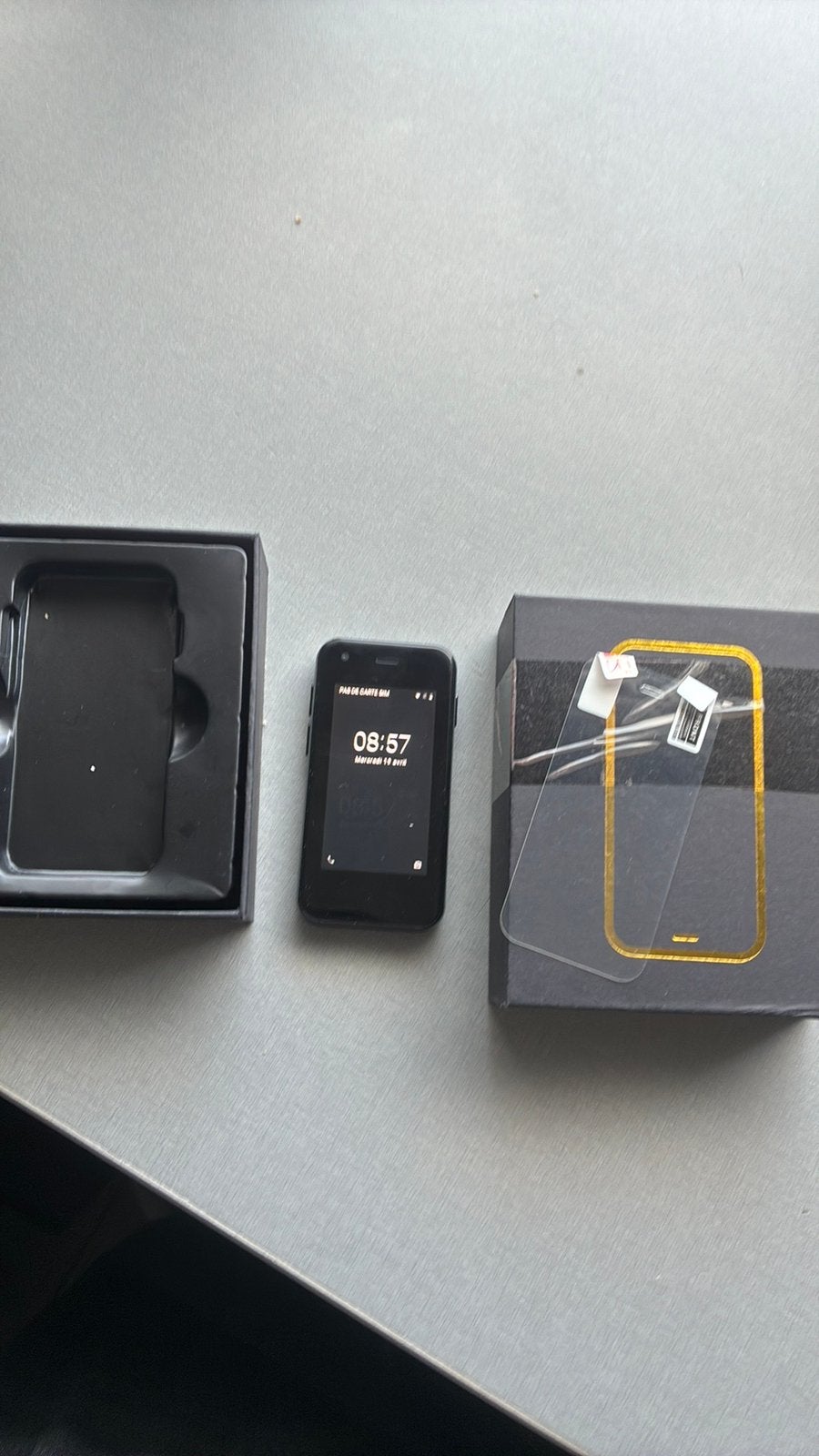 Petit GSM nouveau, Télécoms, Enlèvement, Comme neuf