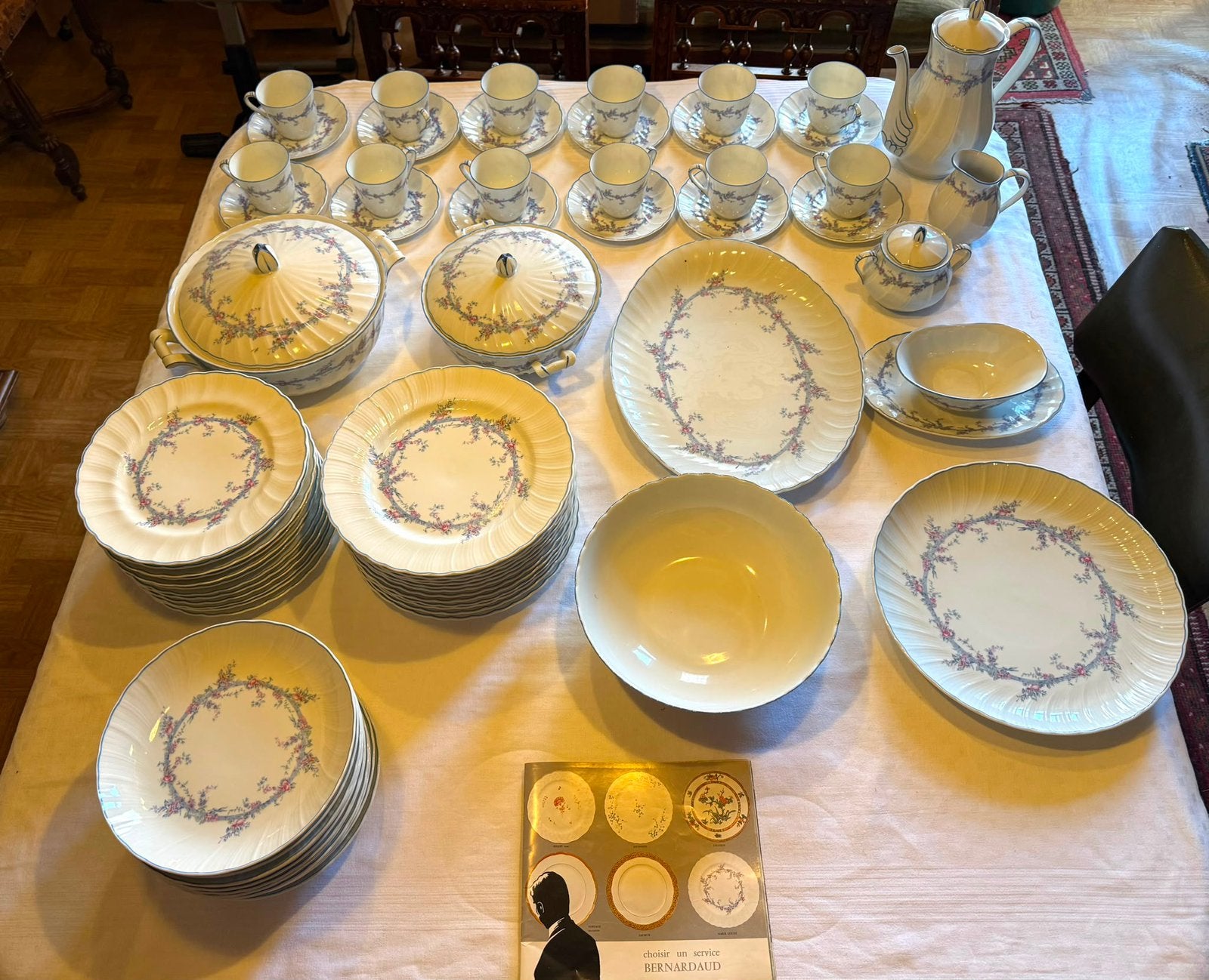 Servies bernardeau limoges, Antiek en Kunst, Antiek | Servies compleet, Ophalen