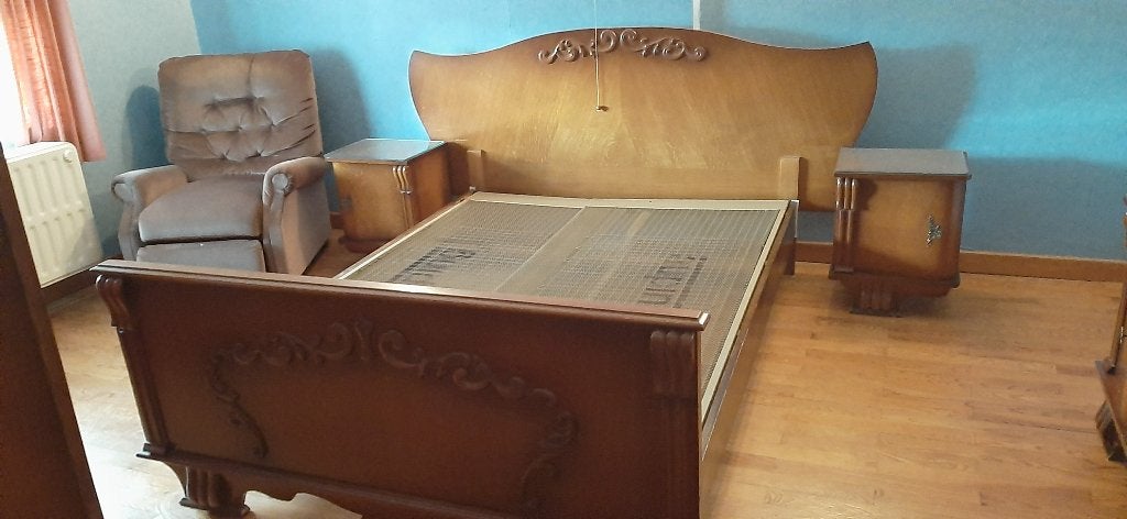 Chambre à coucher, Enlèvement, Utilisé, Une personne, Bois avec moulures en applique