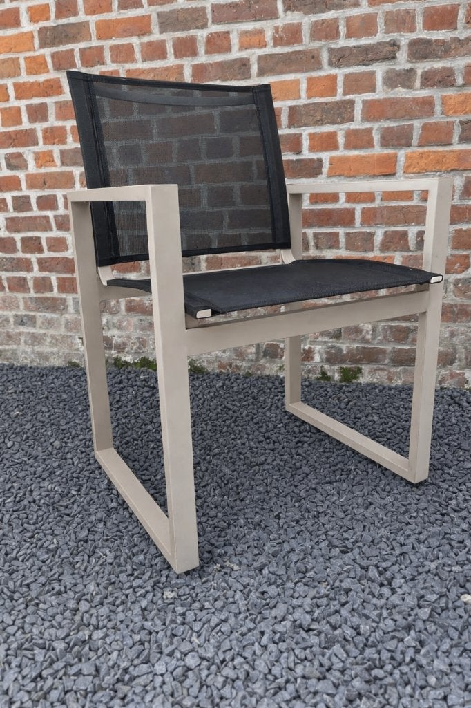 Chaise de jardin  - cadre alu taupe, assise/dos noir, Enlèvement, Neuf, Aluminium