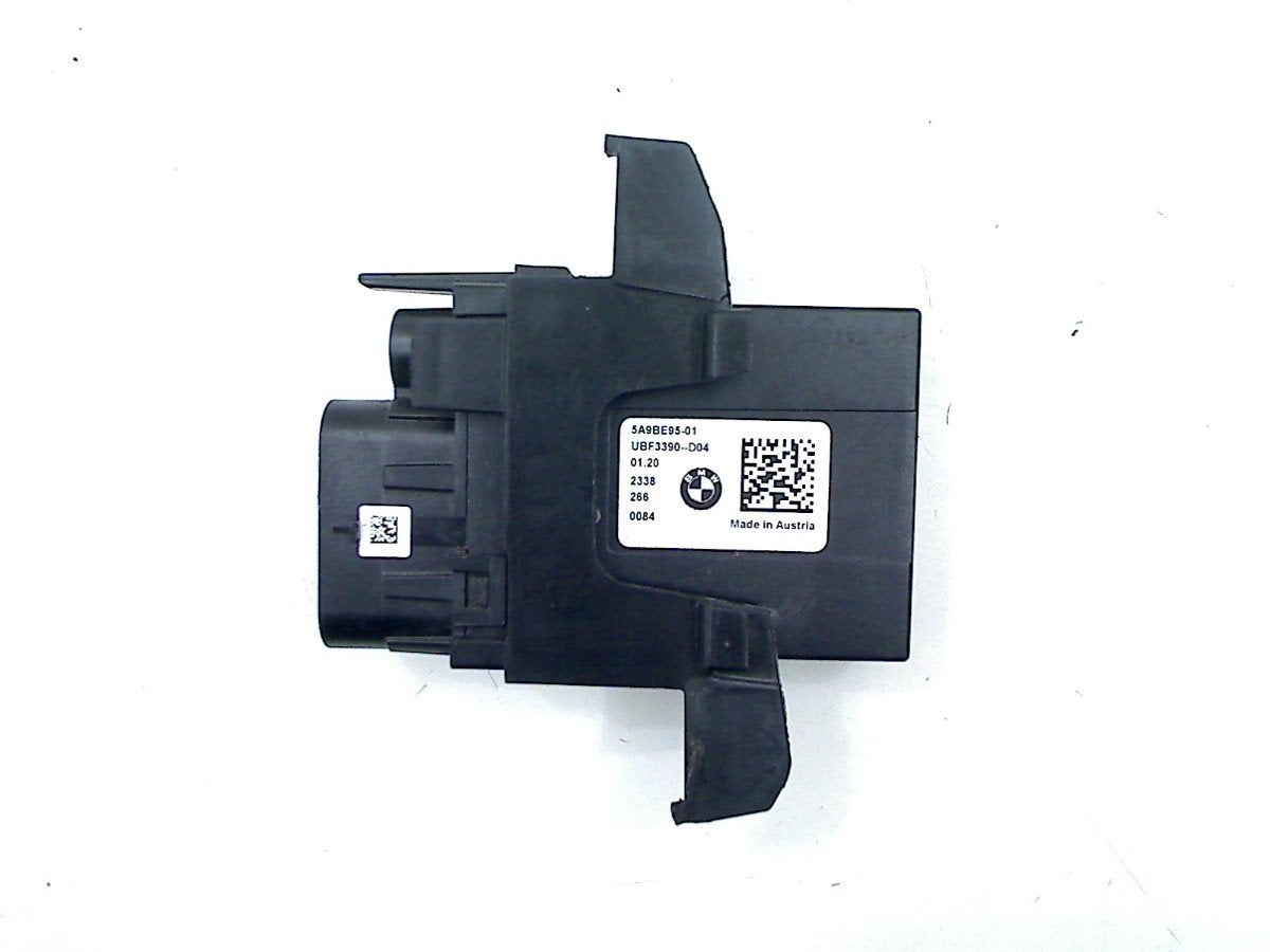 COMPUTER BMW R 1300 GS 2023- (R1300GS KA1) (61355a9be95), Dhr. S. di Majo, Gebruikt, Info@cama-motorparts.nl, P.J. Troelstraweg 8 8
3144 CX  MAASSLUIS, NL