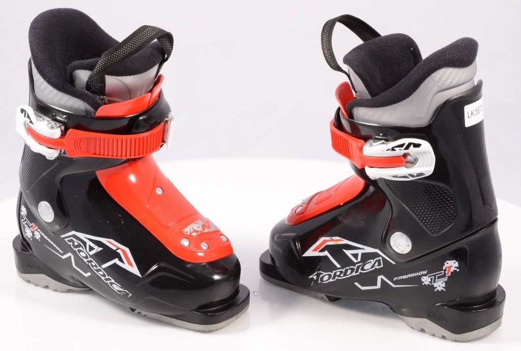 Chaussures de ski 27;28 EU pour enfants NORDICA FIREARROW TE, Sports & Fitness, Carving, Utilisé, Nordica, Chaussures