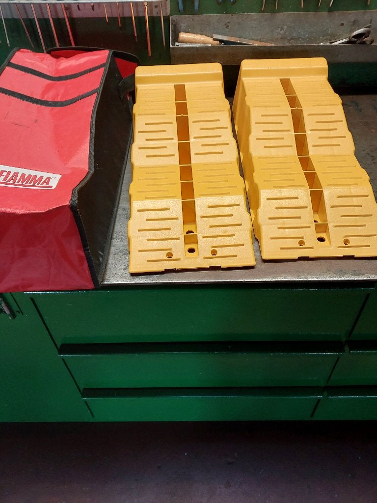 Nieuwe Fiamma oprijspieen, Enlèvement, Neuf
