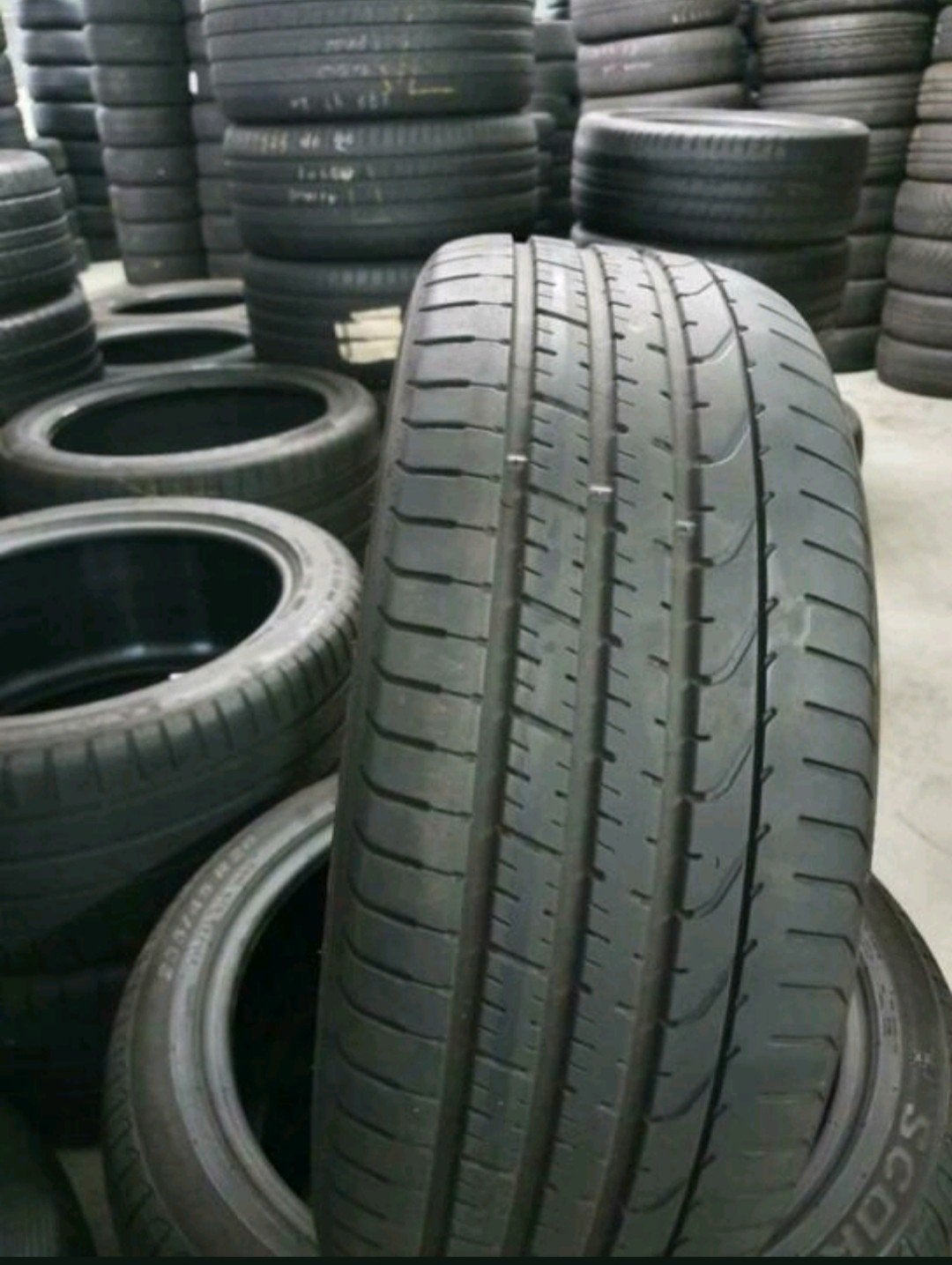 24545r20 245 45 r20 245/45/r220 pirelli avec montage, Ophalen of Verzenden