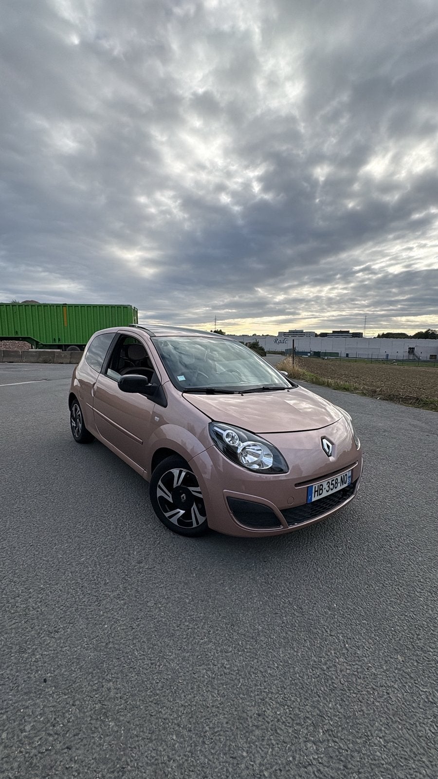 Twingo 2 édition Miss Sixty, Autos, Bluetooth, Alcantara, Particulier, Twingo