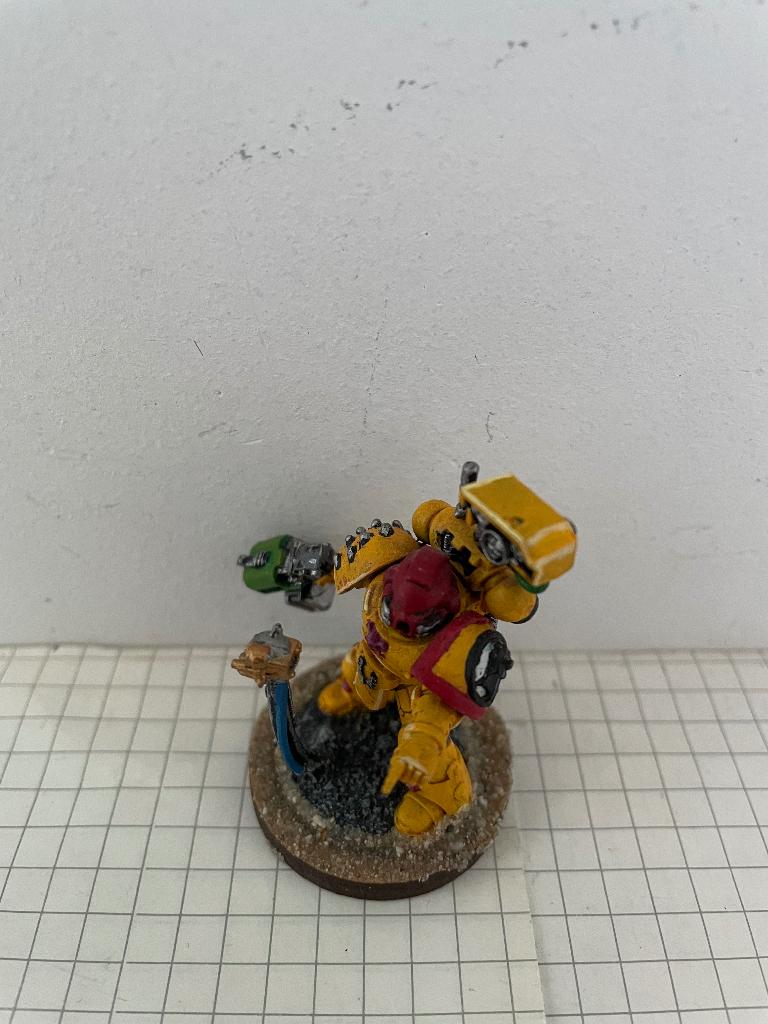 Sergent Devastator Imperial Fist peint pour W40K, Hobby & Loisirs créatifs, Wargaming, Peint, Enlèvement ou Envoi, Figurine(s)
