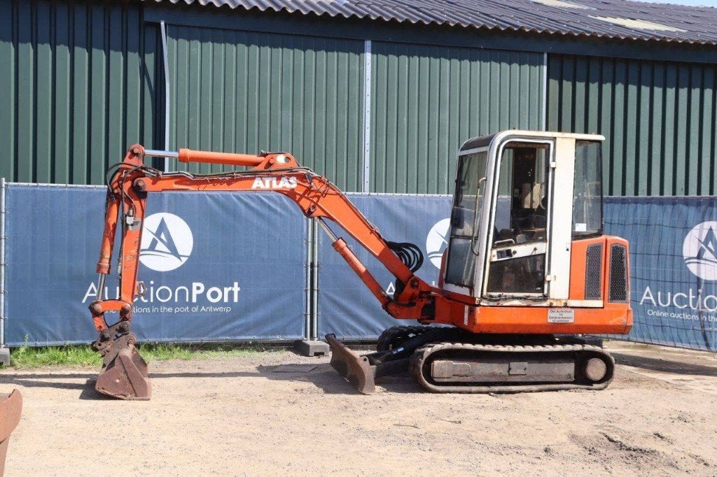 Veiling: Graafmachines en Wielladers, Zakelijke goederen, Machines en Bouw | Kranen en Graafmachines, Graafmachine, Ophalen