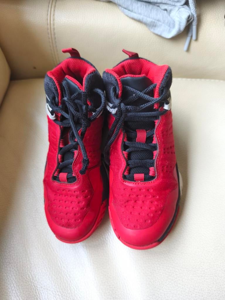 Basket schoenen tarmak maat 32, Ophalen, Schoenen