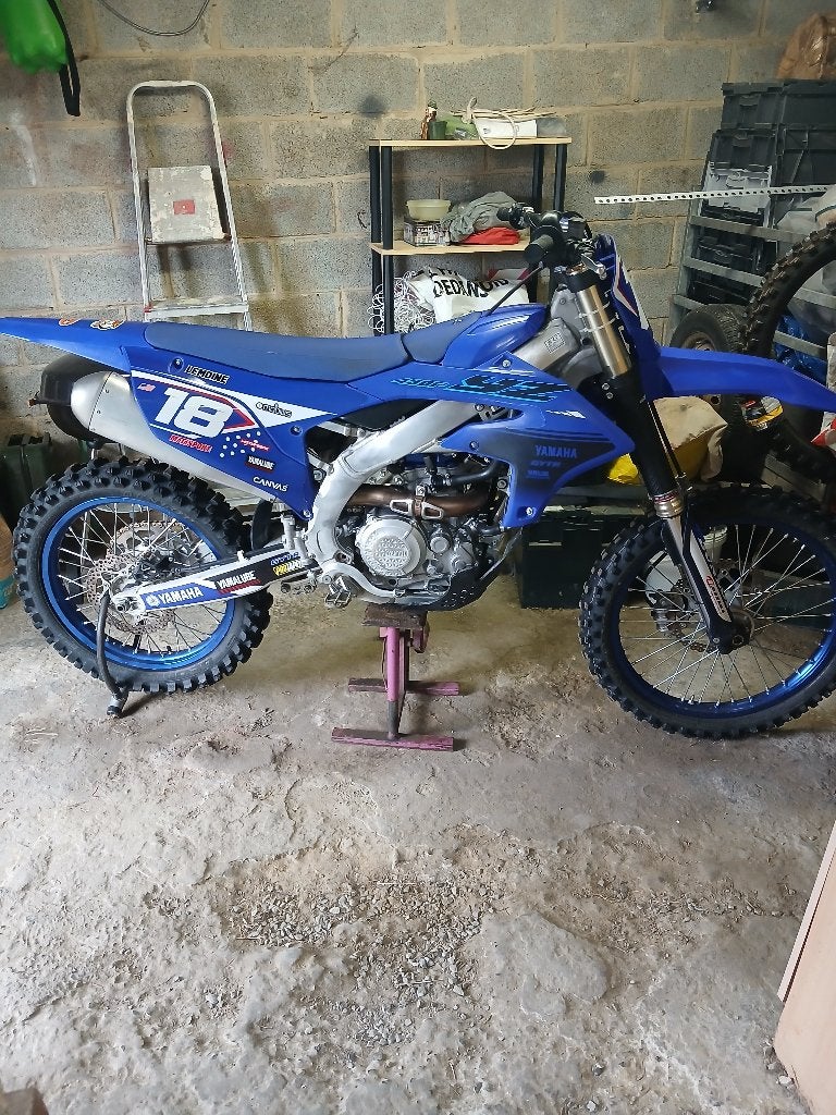Yzf 450 année  2024, Motos, Motos | Yamaha, Moto de cross, 450 cm³, Neuf, Particulier