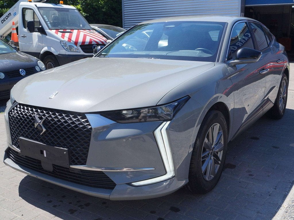 DS Automobiles DS 4 DS 4 1.5 BlueHDi Bastille (EU6.4), Argent ou Gris, Achat, Euro 6, Entreprise
