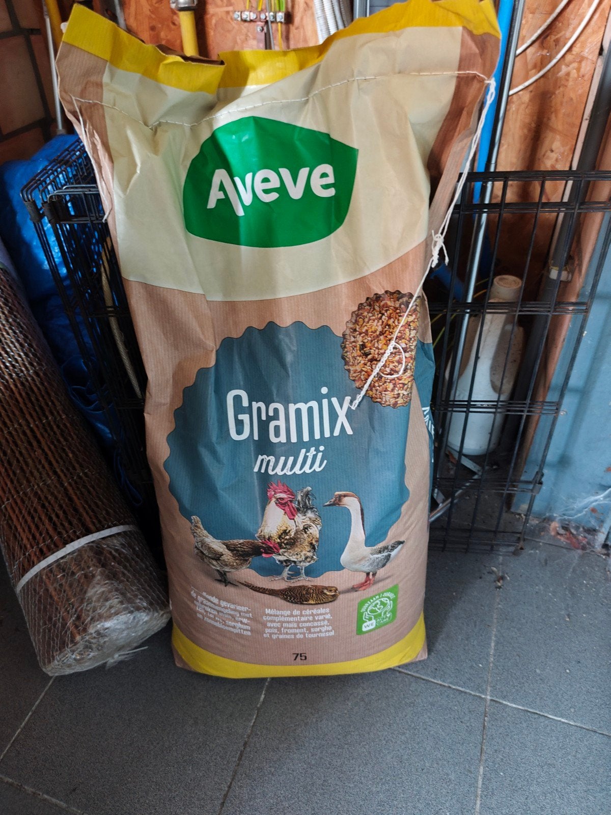 Nieuwe zak kippengraan, Dieren en Toebehoren, Ophalen, Nieuw, Drinken en Voederen